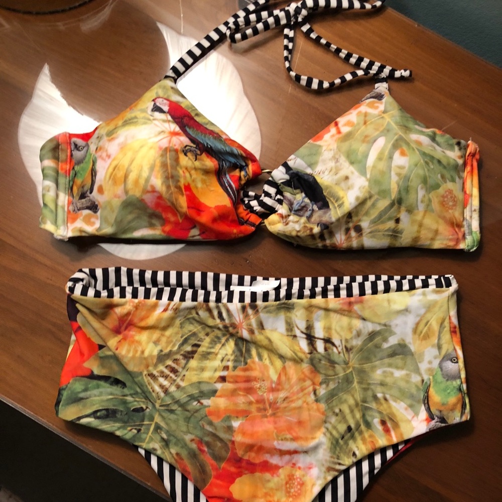 Saha bikini! Reversible. NWOT.